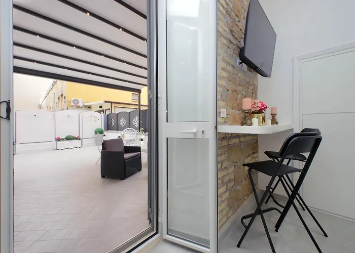 Roman Holiday Suites Rome