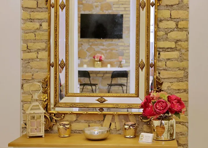 Roman Holiday Suites 4*